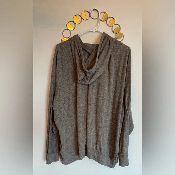 SOLD- Torrid Womens  Zip Up Hoodie Size 4 Plus Size Solid Grey Design Hood Full - Picture 4 of 6